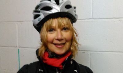 Jenny Cowell  Cycling on the  tour with redspokes